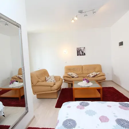 Gostinjska kuća And Sally