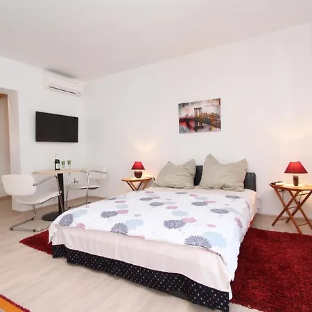 And Sally Gostinjska kuća