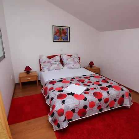 Gostinjska kuća And Sally